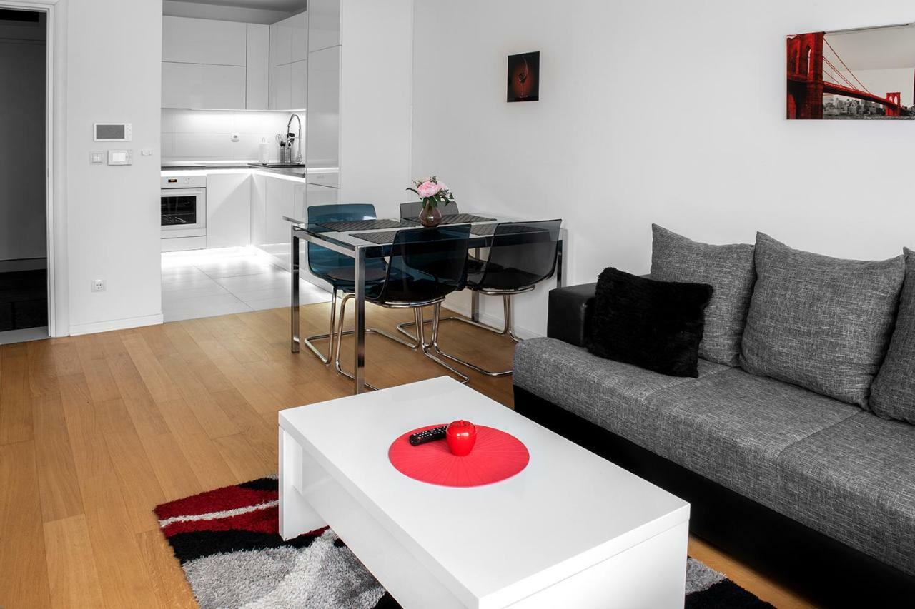 Flexible Selfcheckins 7 - Zagreb - Garage - Electric Vehicle Ccharger - Loggia - New - Luxury - Apartments Repinc 7 Exterior foto